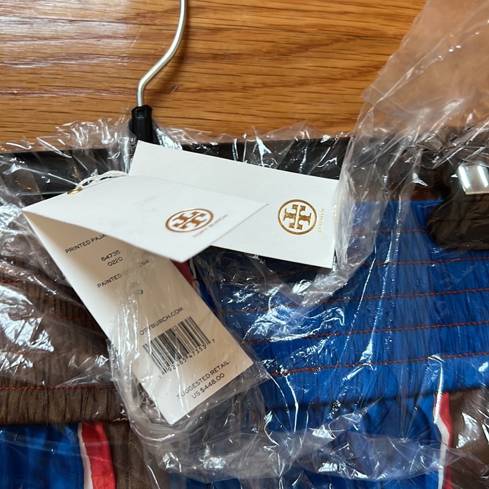 COPY - Tory Burch Silk Pants - Picture 8 of 9